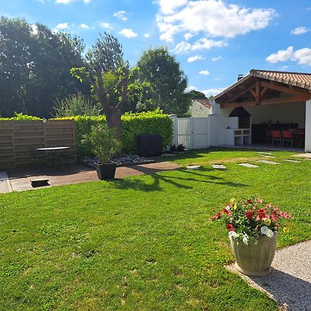 Chambre D Hote La Riviere 45M2 Jardin Et Piscine Aigrefeuille-dʼAunis Extérieur photo