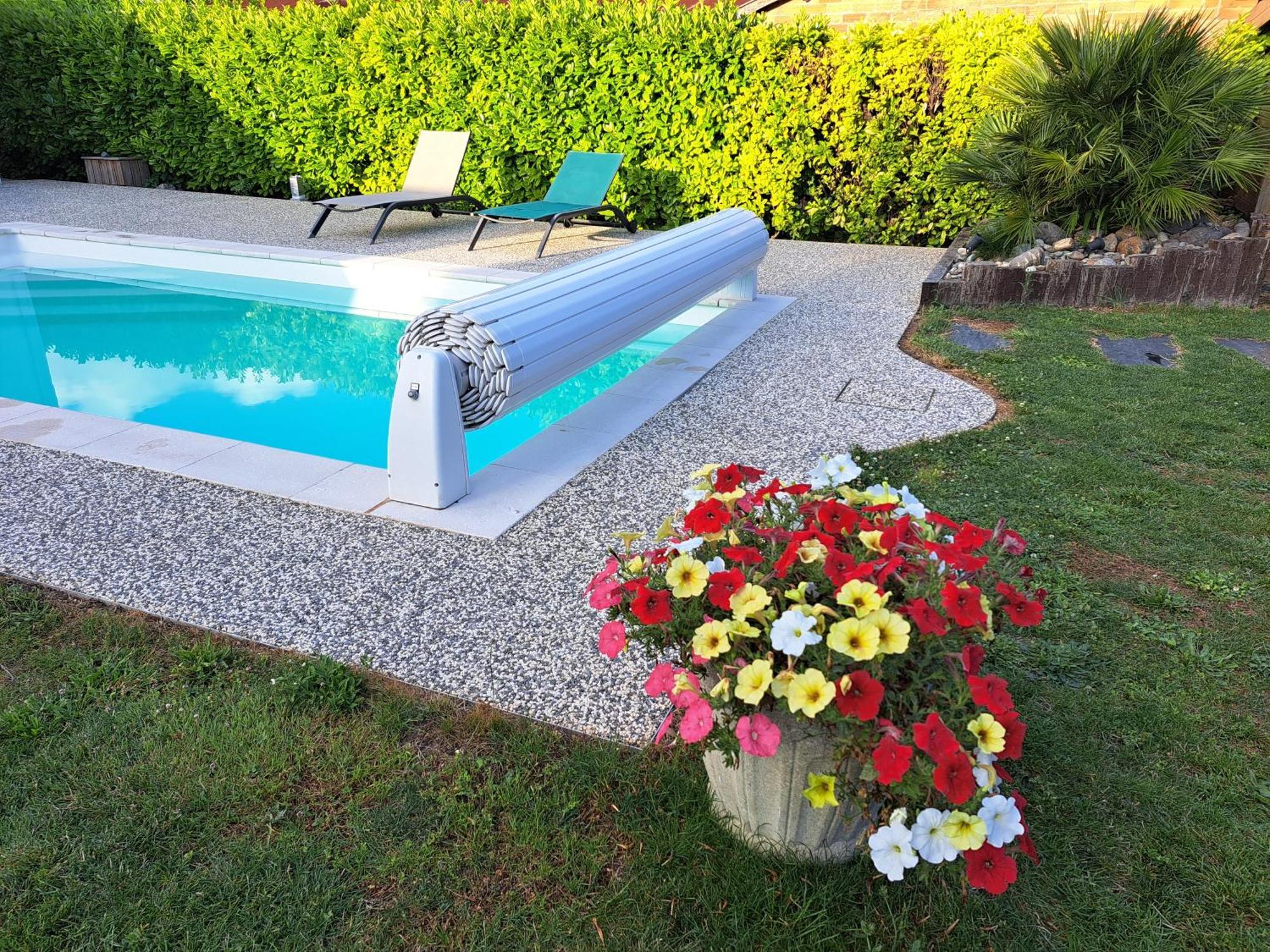 Chambre D Hote La Riviere 45M2 Jardin Et Piscine Aigrefeuille-dʼAunis Extérieur photo