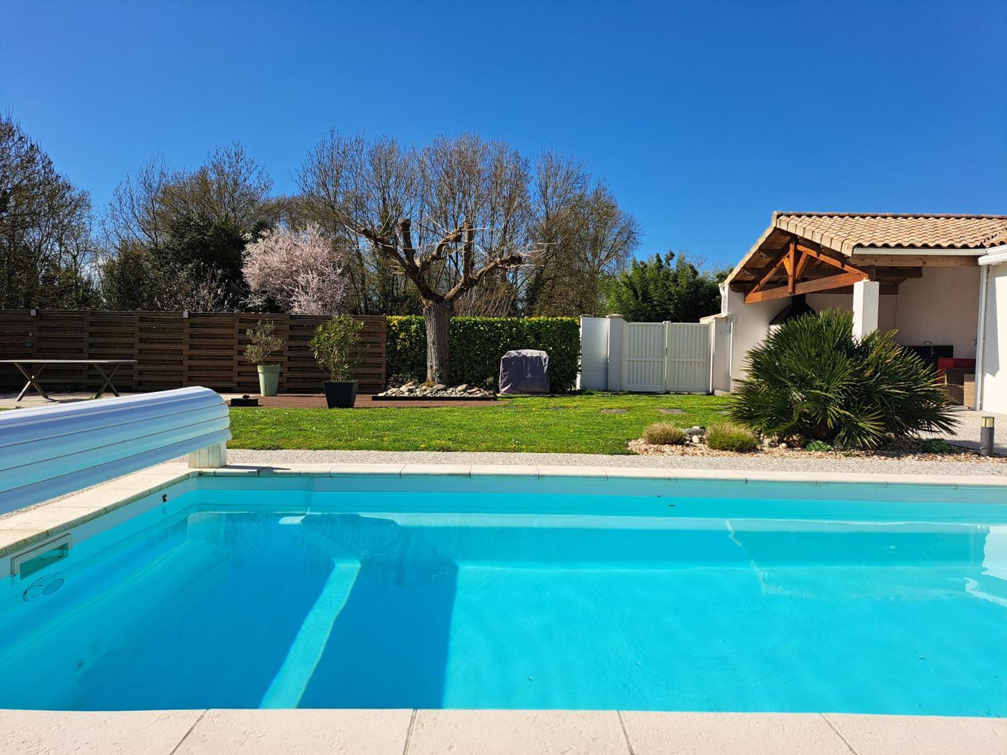 Chambre D Hote La Riviere 45M2 Jardin Et Piscine Aigrefeuille-dʼAunis Extérieur photo